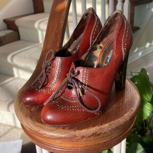 Dolce & Gabbana leather brogue-style ankle booties 38